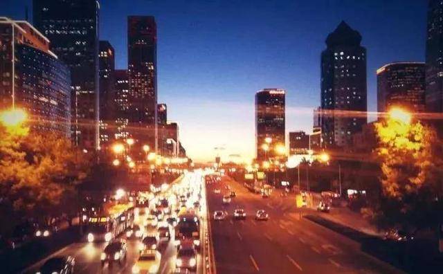 每一个深情的故事，都是漫漫长夜，快发图片给OPPO倾诉吧