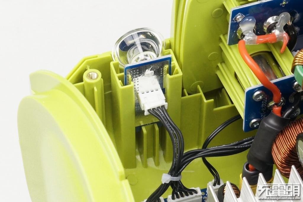 电小二户外电源拆解,电小二户外电源拆机