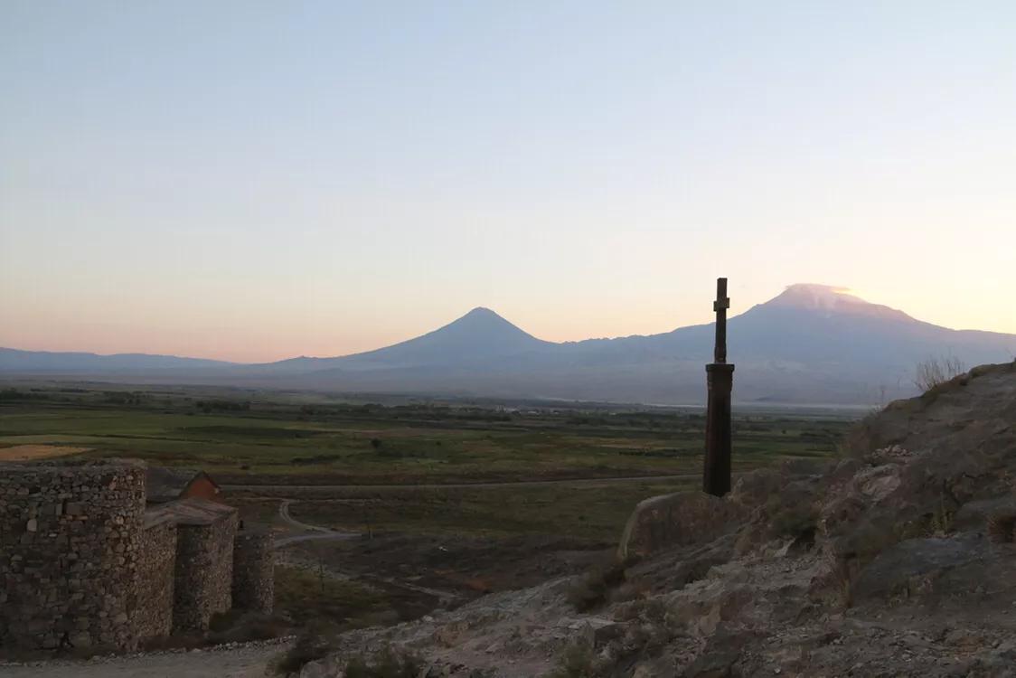 土耳其亚拉腊雪山下的亚美尼亚“深坑”修道院（霍瑞维拉修道院）