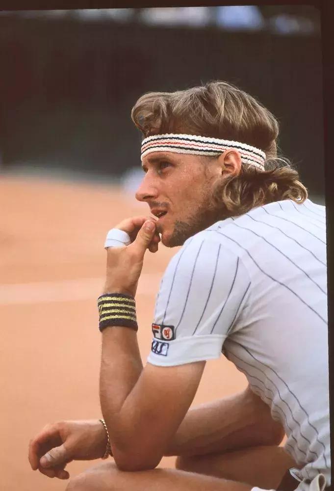 fila斐乐是安踏的吗,fila斐乐安踏女鞋