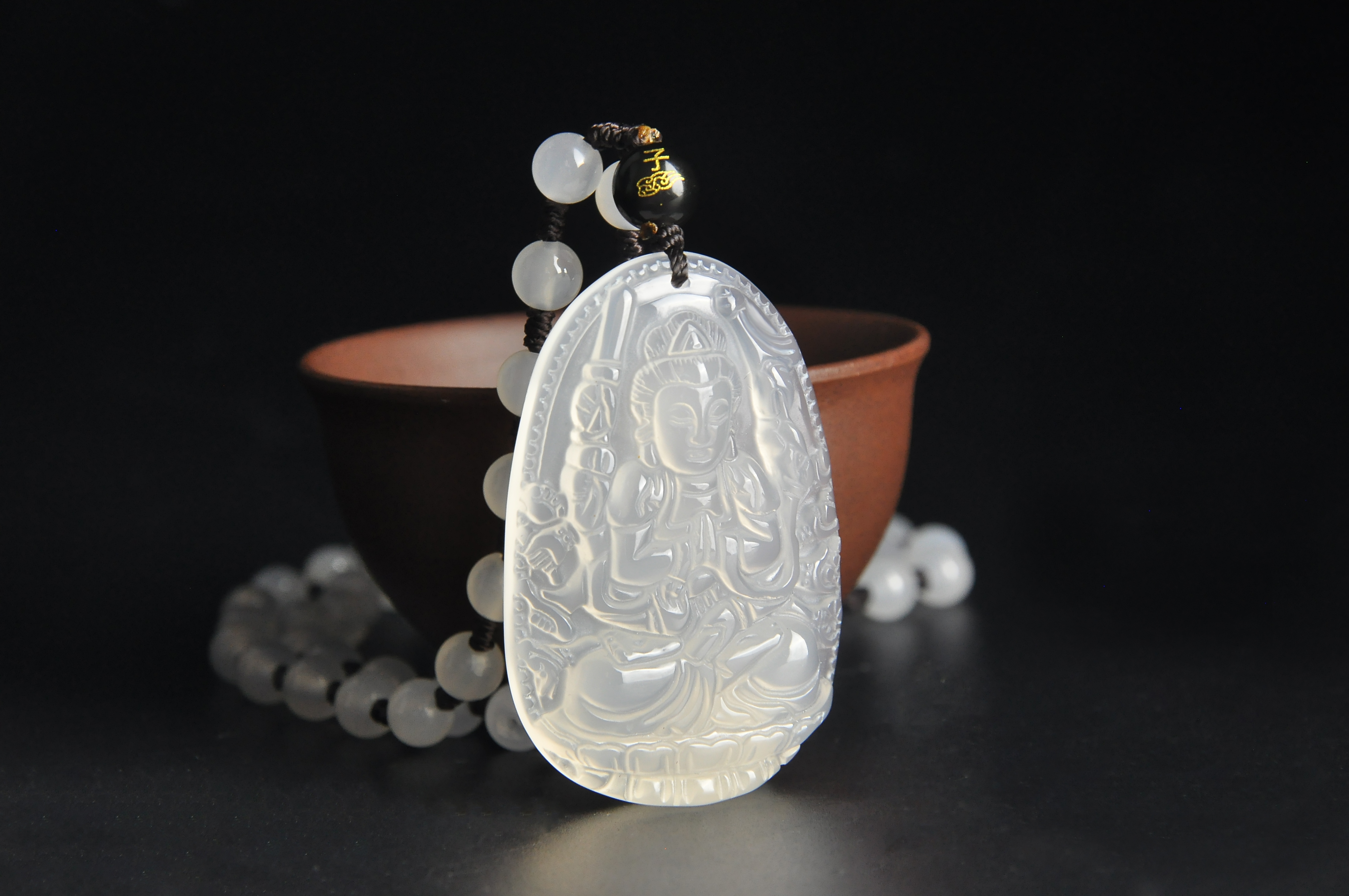 玉髓几十块钱是真的吗,玉髓高价成交记录