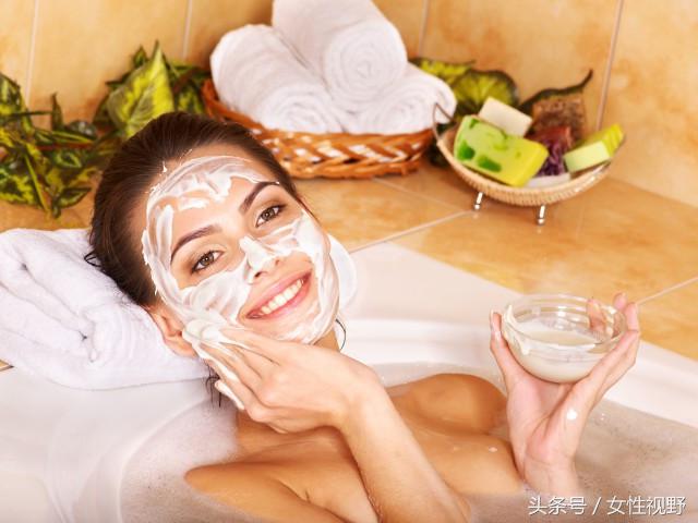 脸上痘痘挤破后变黑怎么办这些方法让你恢复美丽肌肤