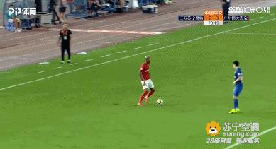 足球骚操作集锦视频,足球场上的骚操作