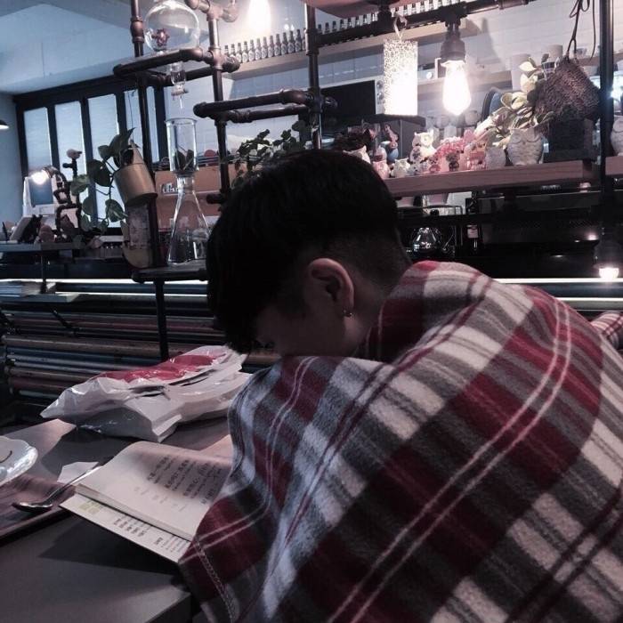 别来无恙男生,别来无恙字体头像