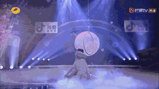 程潇跳男团舞,程潇杂技开球