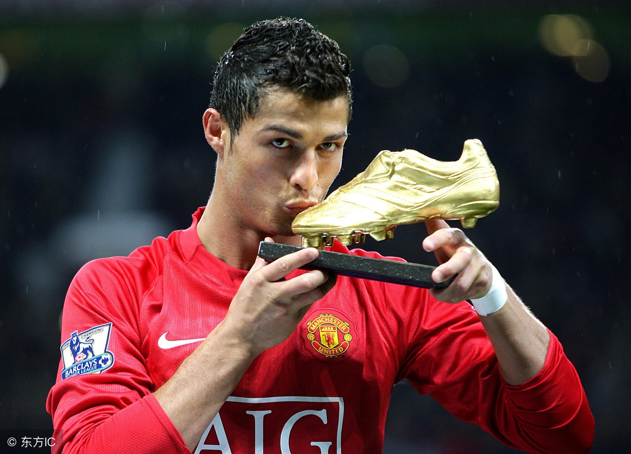 c罗多项数据比皇马出色,c罗在皇马表现最好的一个赛季