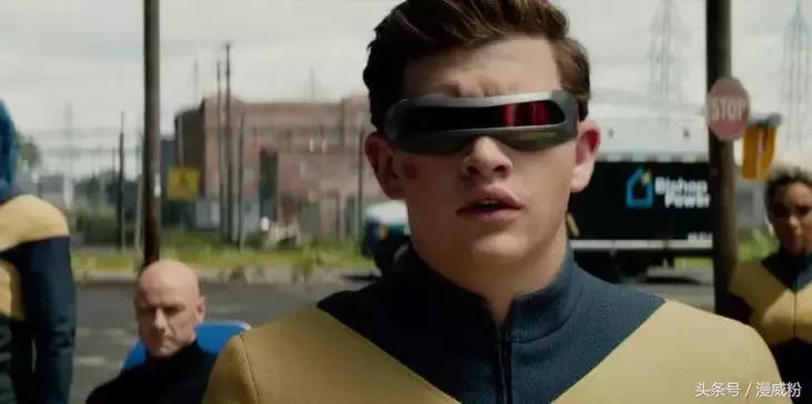 x战警黑凤凰黑皇后怎么牺牲的,x战警黑凤凰预告片一堆人看