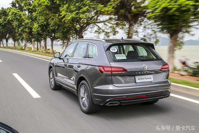 新款途锐比老款途锐小,全新大众途锐测评
