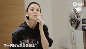 秋冬护唇涂什么好看,秋冬做好唇部护理