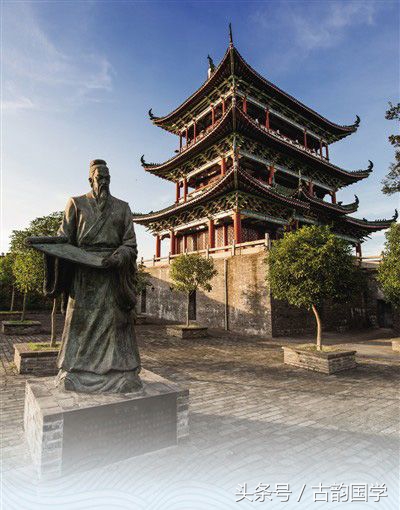 中国古代的亭台楼阁诗,描写亭台楼阁壮美最经典的诗句