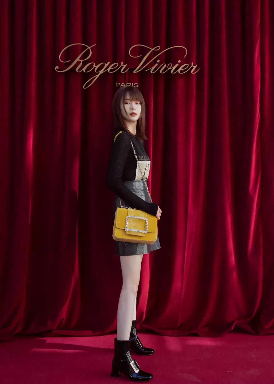 戚薇霸气走秀,唐嫣戚薇机场街拍大全