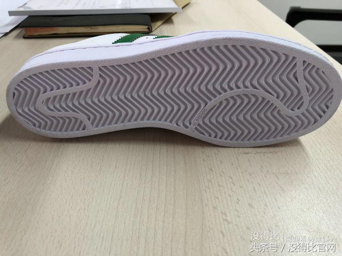 adidas贝壳头金标白绿,nikedunk金标白绿