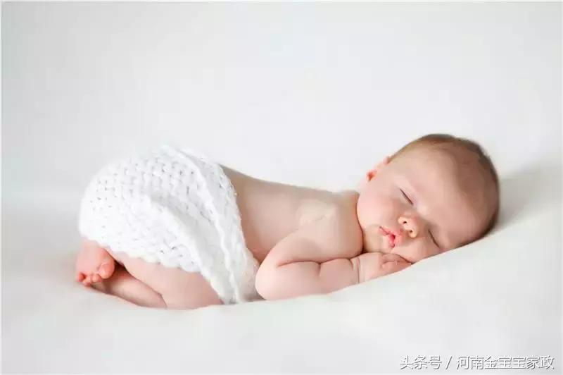 宝宝这样是正常现象吗？新手妈妈最爱问的11个问题这样答！
