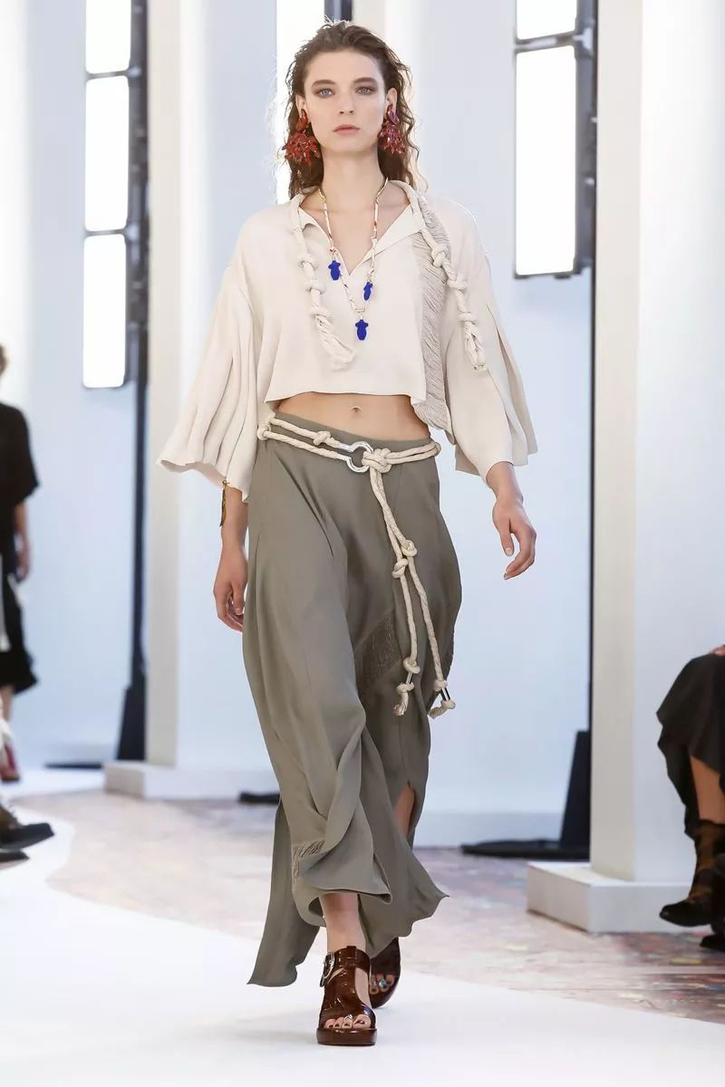 Chloé自由女神开启时尚乌托邦,MaisonMargiela鬼才升级!