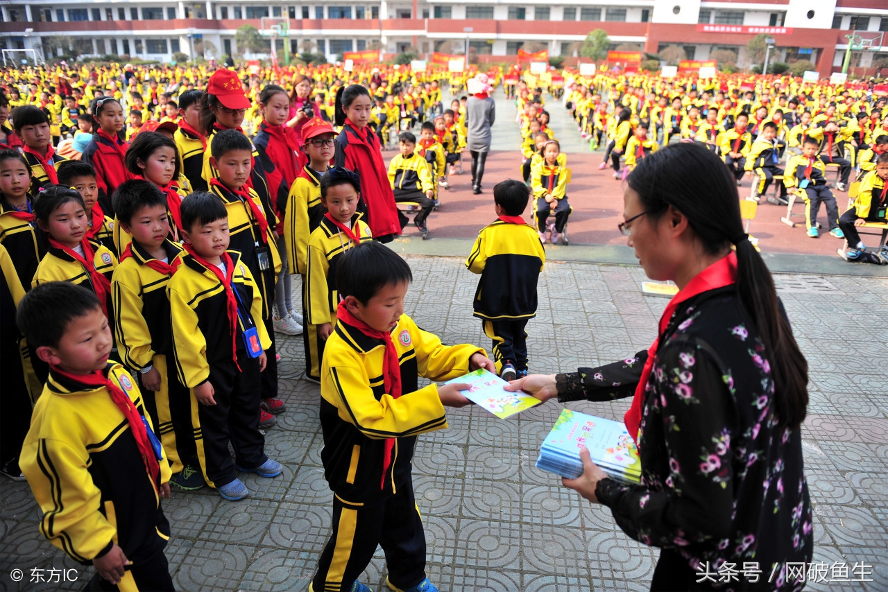 灏忓績浣犺楠椾簡鍘熺増瑙嗛,杩愯惀鍟嗘満椤剁洅甯哥敤濂楄矾