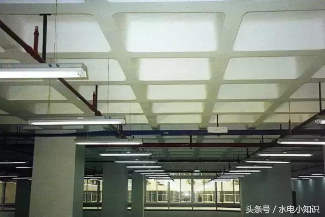 老电工教你布线,老电工演示正确接线方法