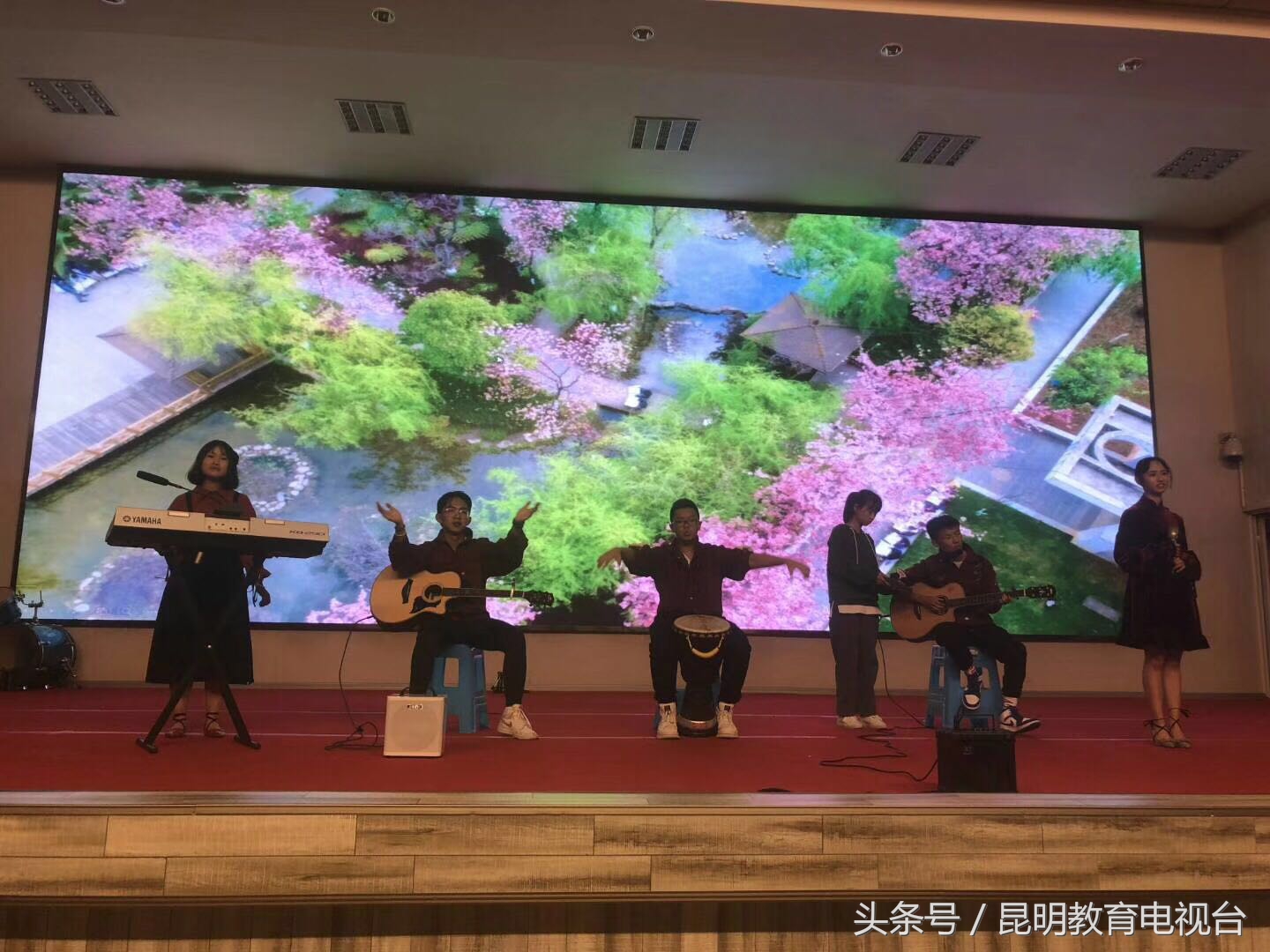 昆一中西山学校篮球赛,西山学校2019年运动会