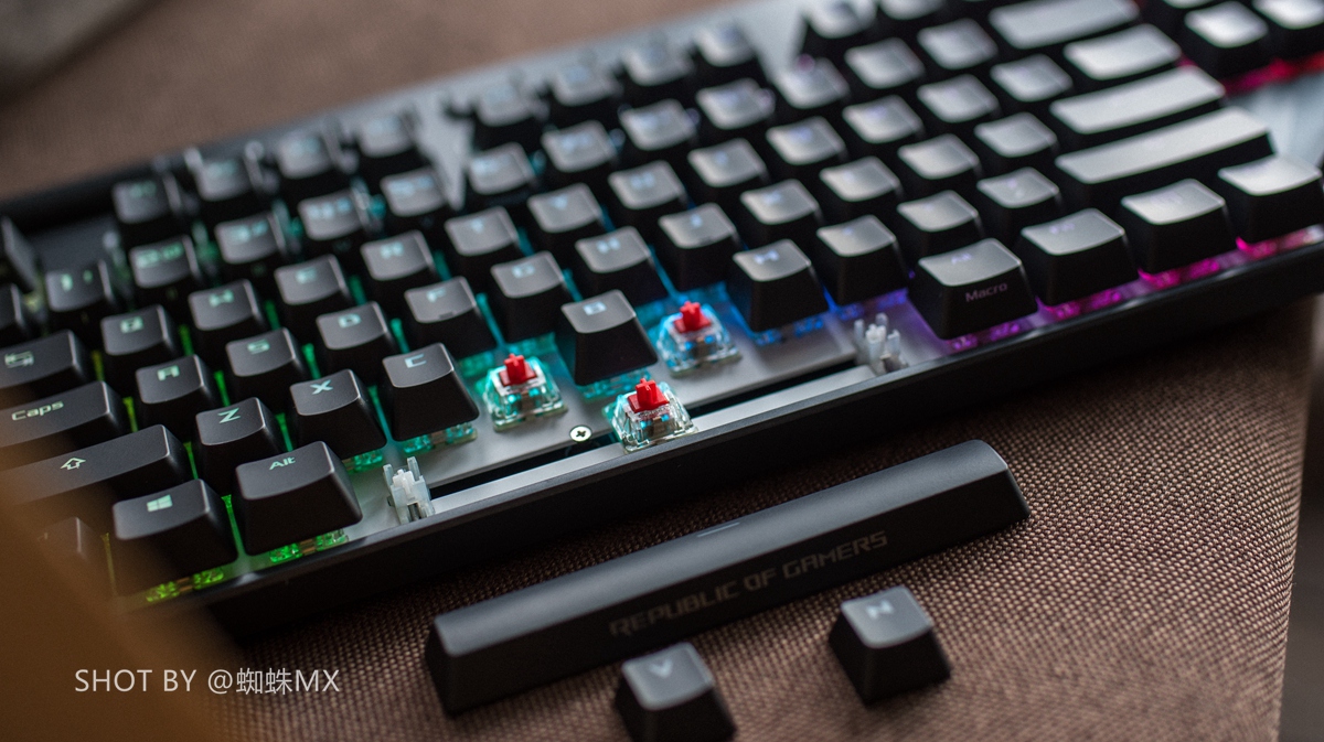 rogstrixflare有线机械键盘拆卸,rogstrixflare机械键盘