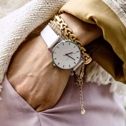 100块钱的平价智能手表,100块钱内值得购买的手表