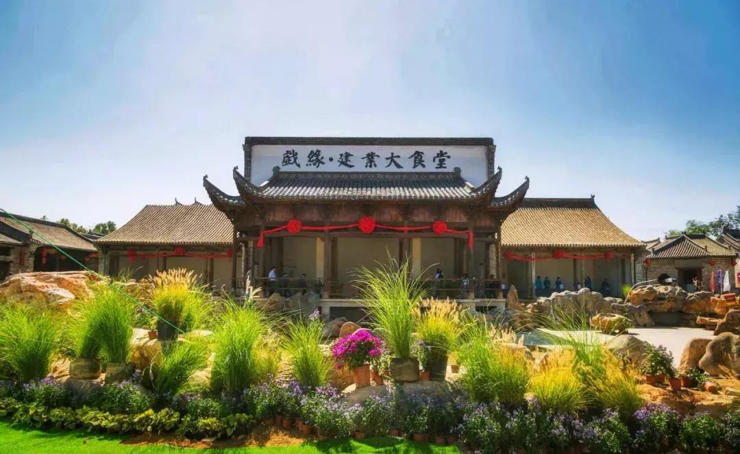 郑州足球小镇2019,郑州足球小镇有真草足球场吗