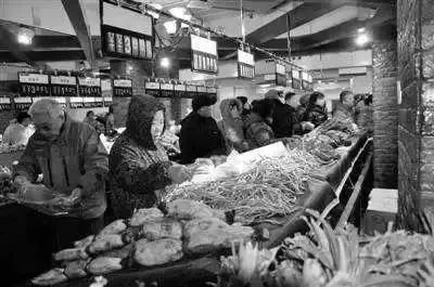 住在北京三环内与五环外的差别,在北京生活还是34线城市生活好