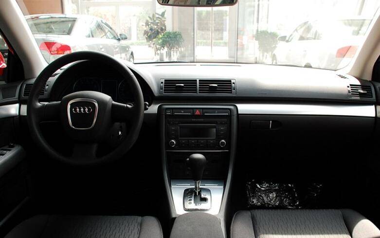 13年的蒙迪欧好还是奥迪a4l好,奥迪a4l比较2022款蒙迪欧