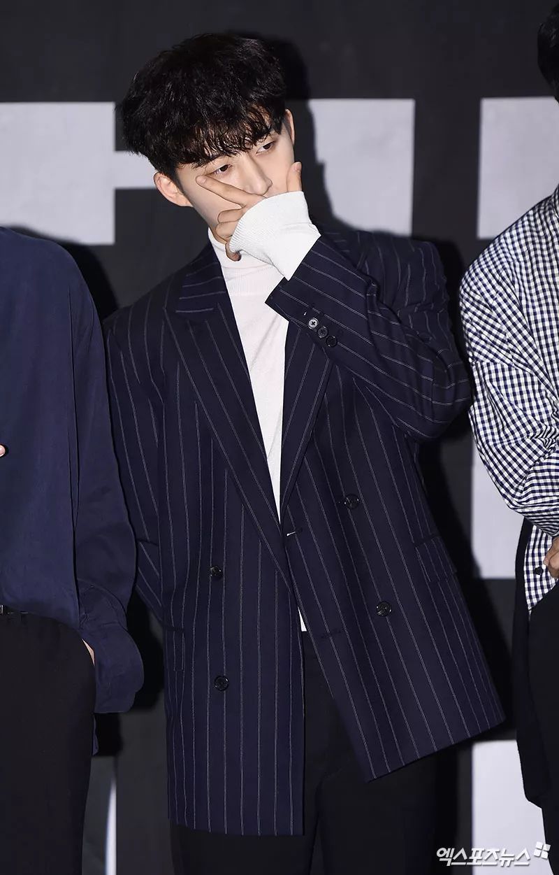 jennie绌挎惌鎺ㄨ崘,jennie闊╁浗绌挎惌