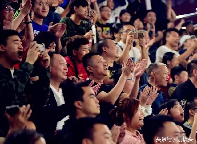 菲律宾“小勒布朗”：艰苦环境培养了我对篮球最纯粹的爱