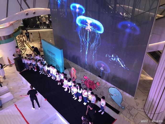 minimija中国国际时装周,2020国际时装周童模