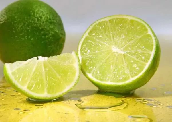 23岁脱发严重m型脱发怎么拯救,脱发斑秃脂溢性脱发