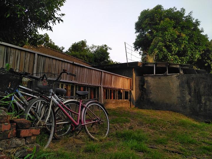 生而硬派！测距、空气检测、热成像三合一CATS61最牛铁人手机！