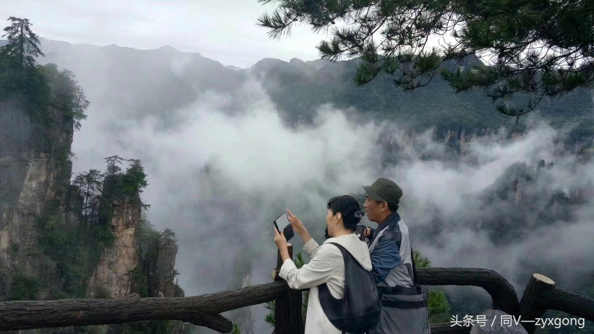 下雨天张家界风景视频,下雨天能去张家界大峡谷吗