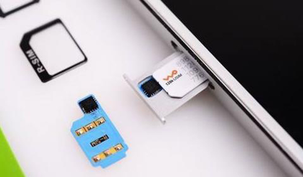 现在iphone卡贴机靠谱么,iphone电信卡贴机