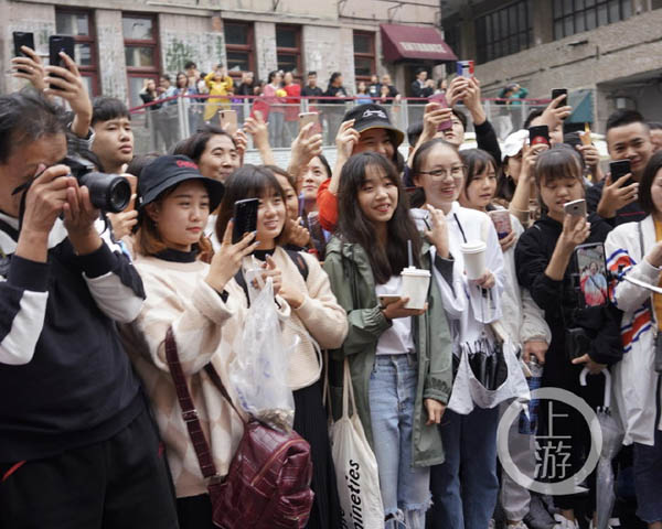 冯提莫万州形象大使,武汉斗鱼冯提莫