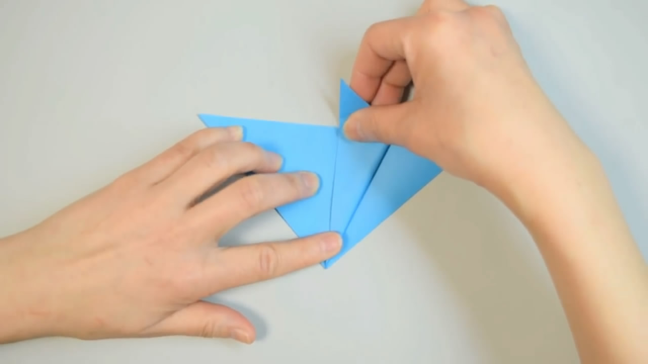 五角星折纸最简单的方法,小五角星折纸最简单教程