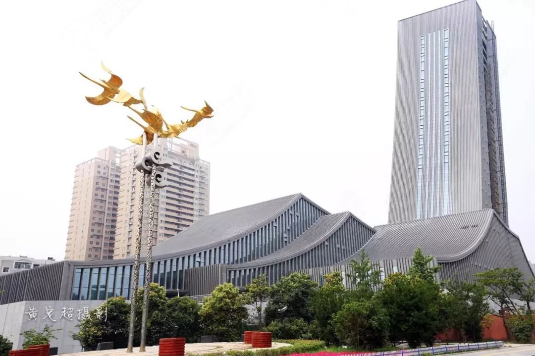 设计师去广州网红景点,西安必去十大网红景点图片