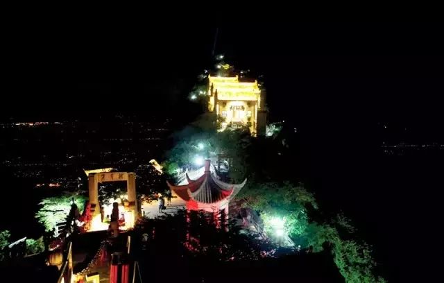 爬华山最佳时间旅游攻略图,登华山攻略爬华山的最佳路线图