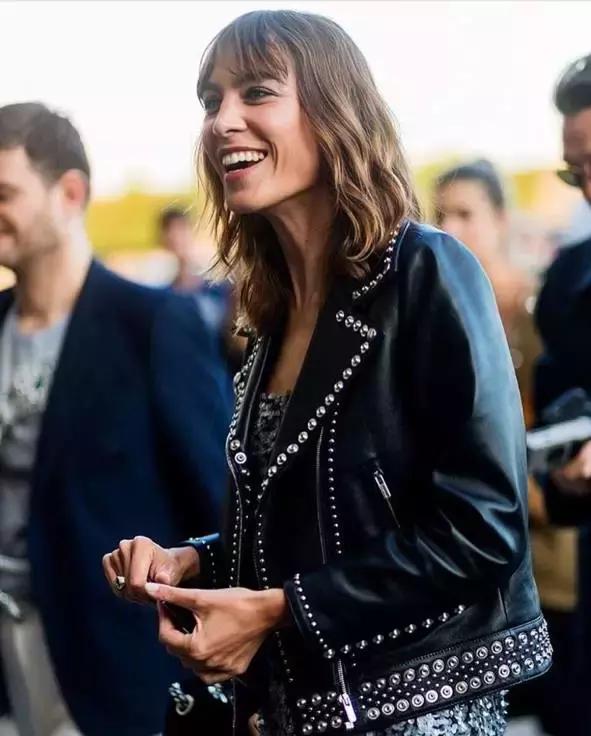 发朋友圈42种拍照技巧,朋友圈九张图拍照技巧