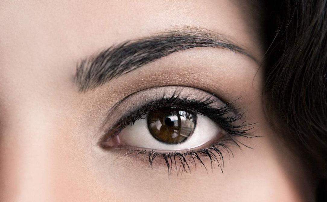 怎么小妙招让眼睛变大,有什么简单的方法能让眼睛变大