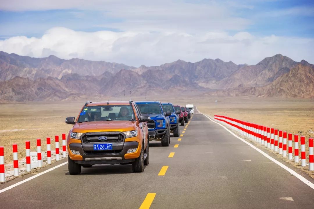 “失联”的2天里，车叔竟完成对美式皮卡生活的所有幻想