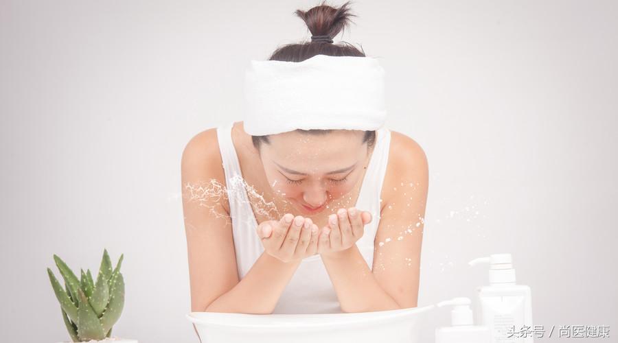 干皮冬天以油养肤适合吗,干皮皮肤保养小窍门