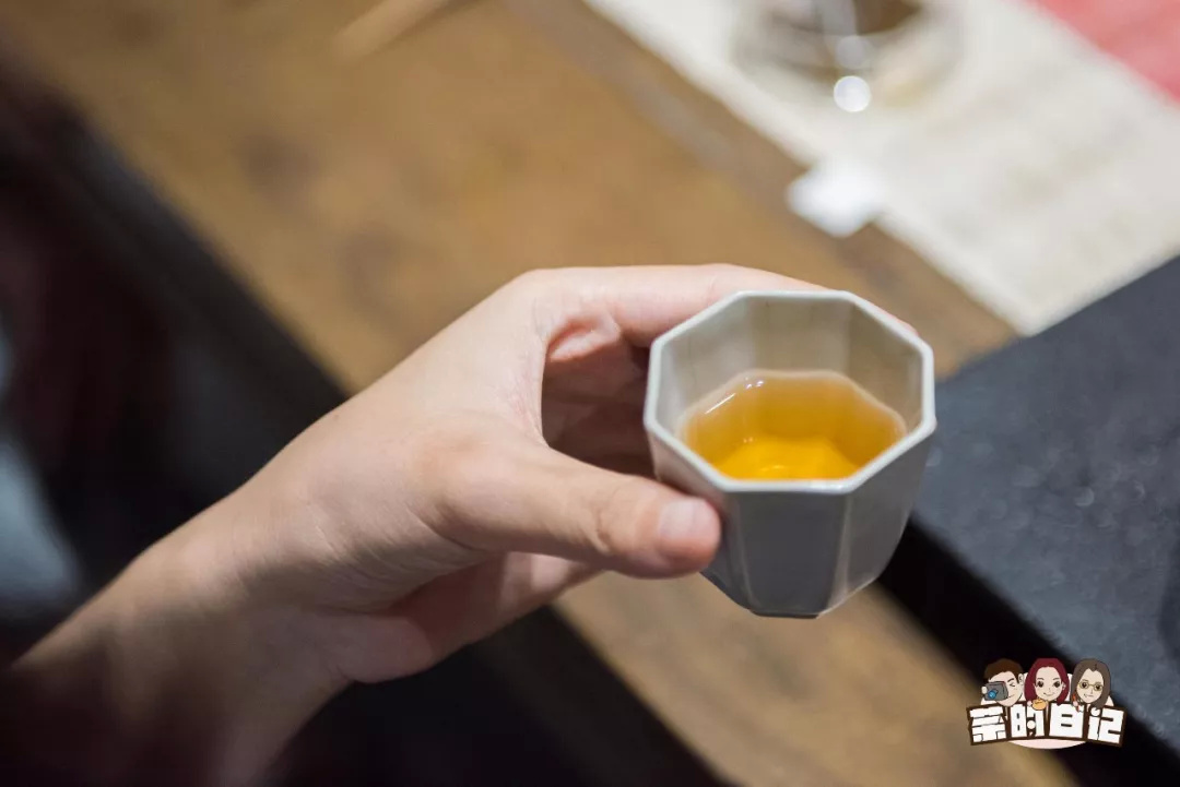 金桂飘香沁人心脾,桂花白茶的口感