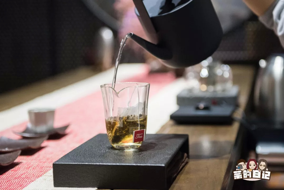 金桂飘香沁人心脾,桂花白茶的口感