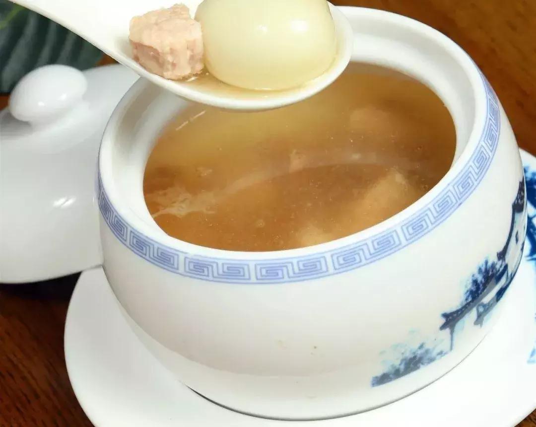 鸽子买回来怎么处理怎么做鸽子汤,5年的老鸽如何炖鸽子汤鲜而不柴