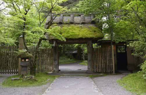 日本汤屋温泉推荐,日本九州汤平温泉