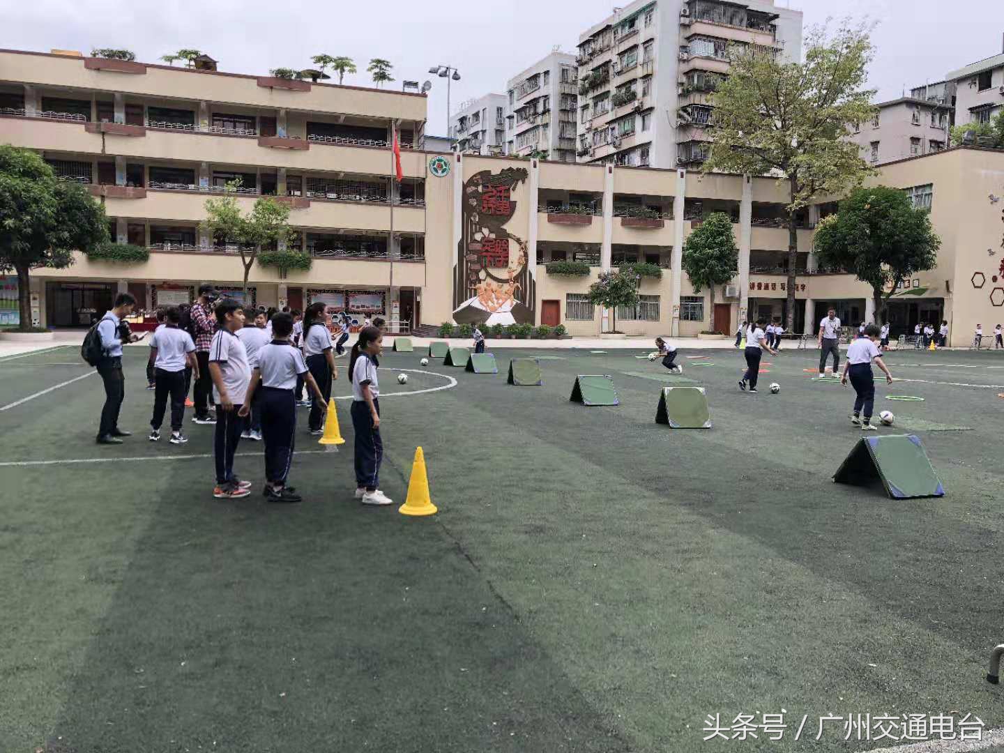 2024年广州中考体育足球标准,广州市体育足球中考场地图片