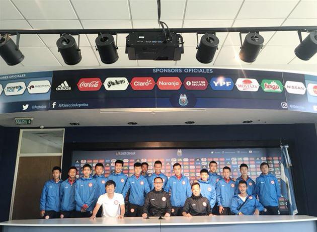 这个国庆，棠外足球小将代表成都市赴阿根廷布省“踢出个未来”！