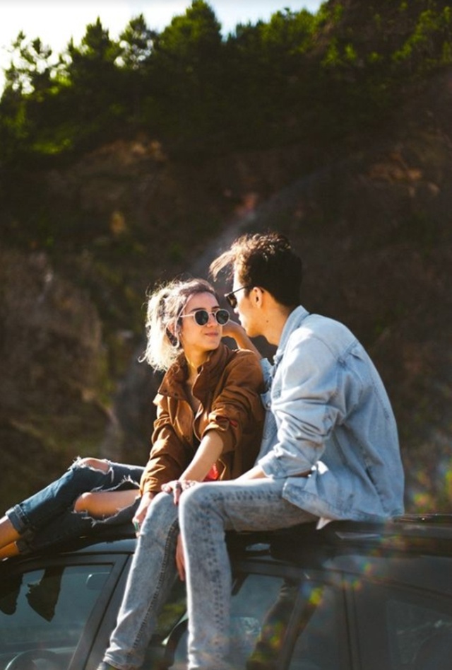 前任放不下前女友的表现有哪些,男友对初恋的离开无法释怀