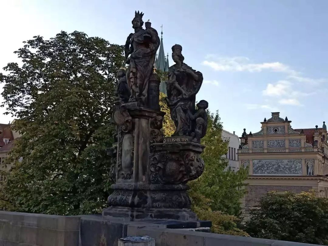 包工头与施工单位签什么合同,包工头跟建筑公司签工程管理合同