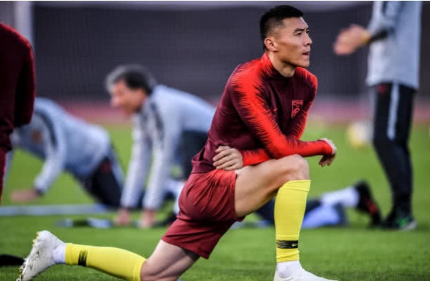 国足鏖战亚洲新晋劲旅印度,国足vs越南4231阵型